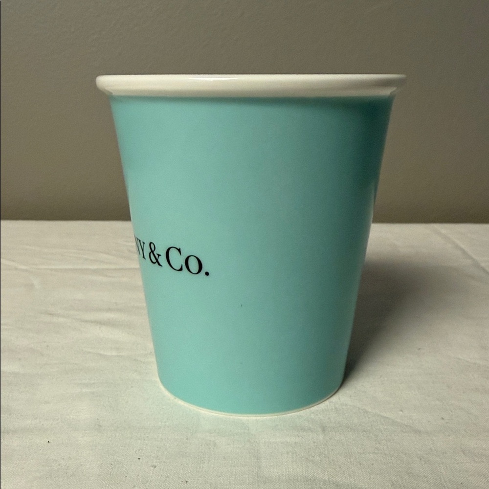 Tiffany & Co Bone China Coffee Cup Tiffany Blue Japan 10oz - Picture 2 of 5